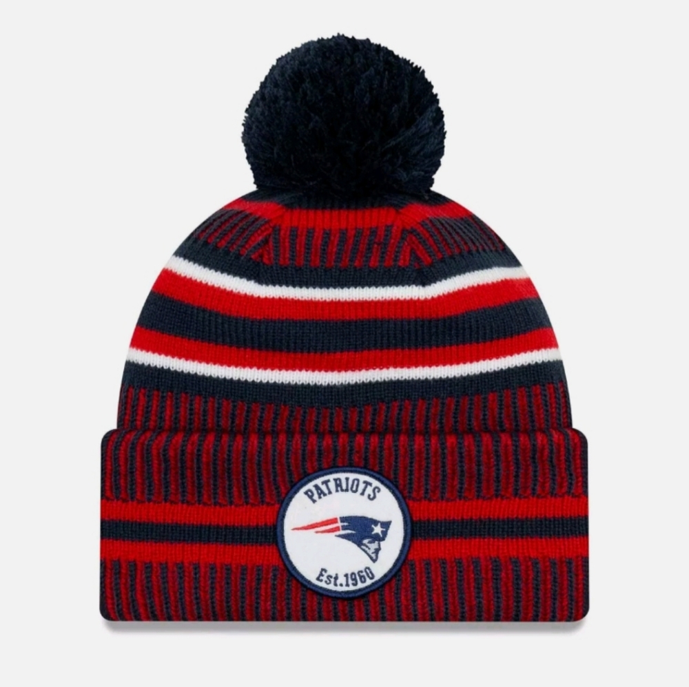 Brand new with tags . Insulated New Era beanie . Patriots